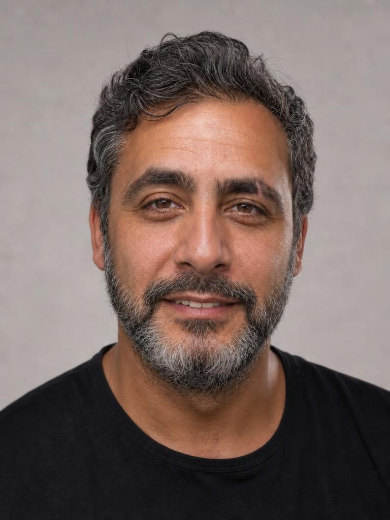 Elias Thorne