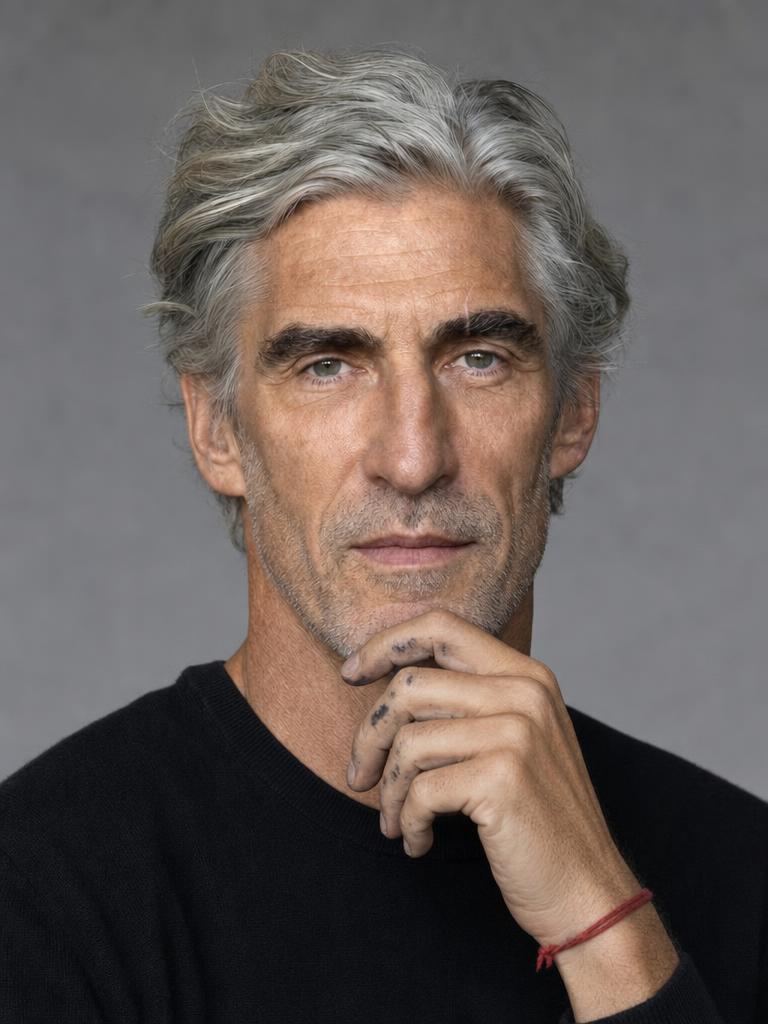 Dr. Alistair Finch