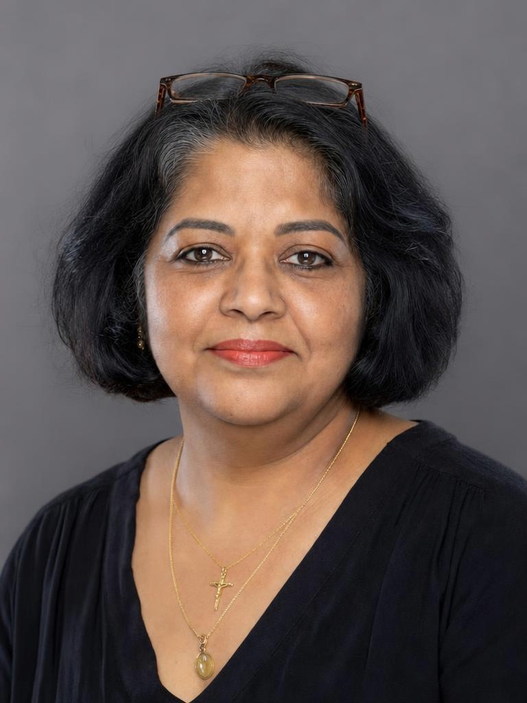 Lourdes Fernandes